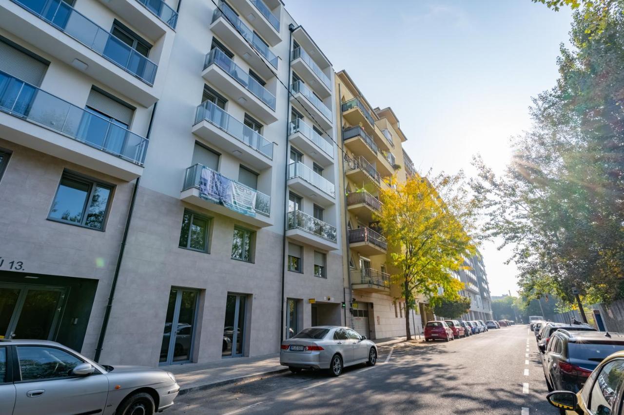 Fox Premium Apartment & Free Private Parking Budapest Exterior photo