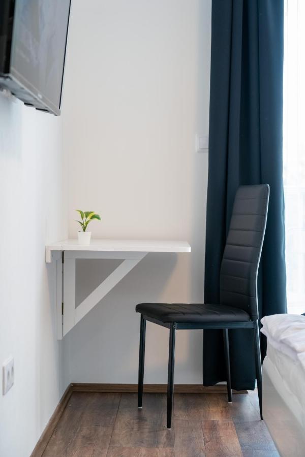Fox Premium Apartment & Free Private Parking Budapest Exterior photo