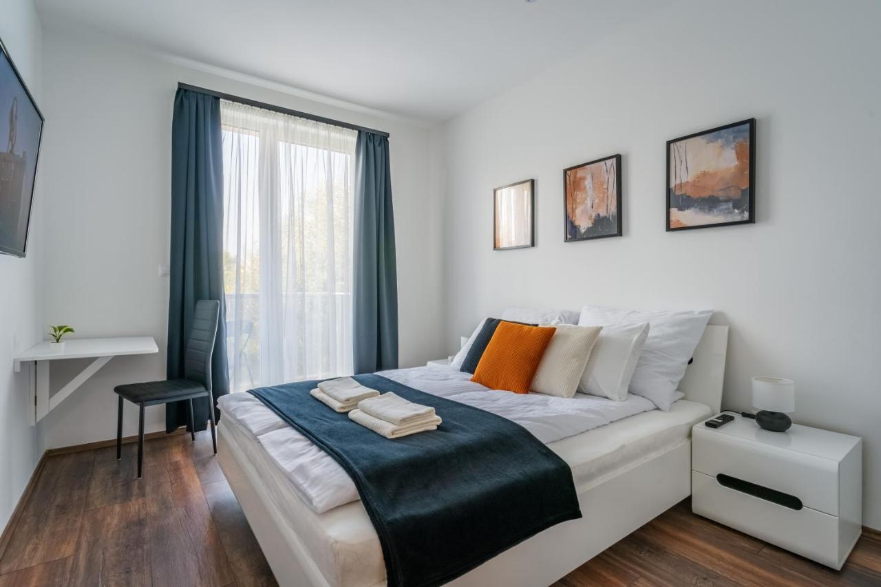 Fox Premium Apartment & Free Private Parking Budapest Exterior photo