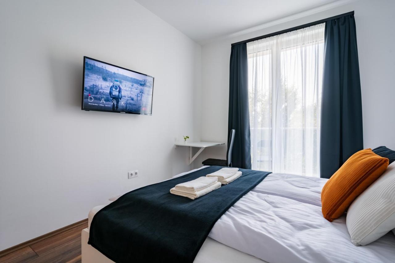 Fox Premium Apartment & Free Private Parking Budapest Exterior photo